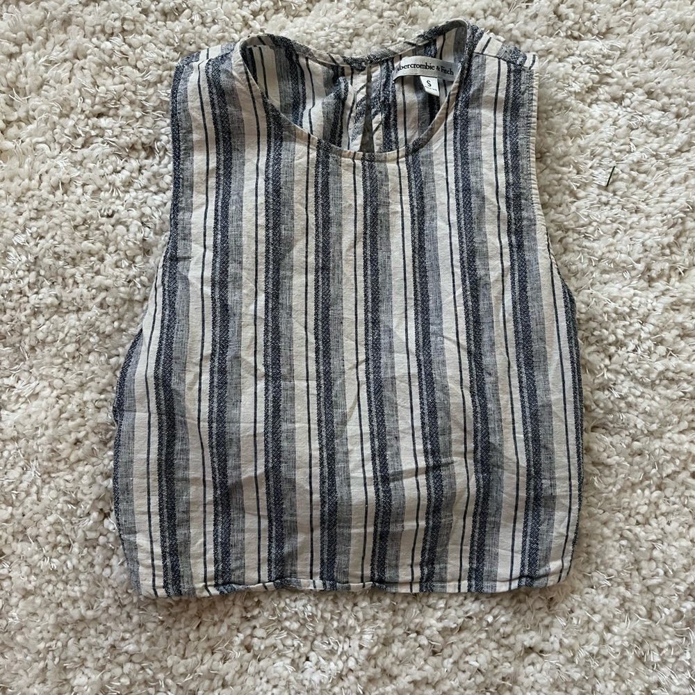 Linen cropped tank